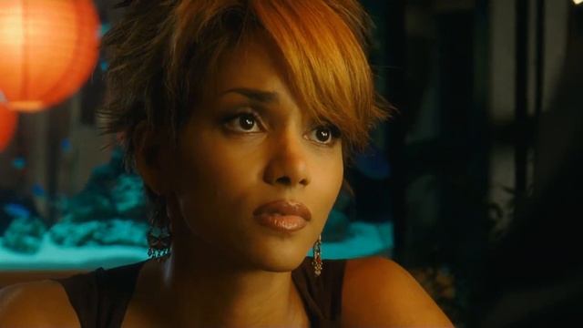 Sushi scene | Catwoman (2004) clip смотреть онлайн