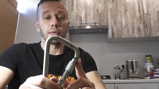 Пожарный карабин. Два против одного. смотреть онлайн