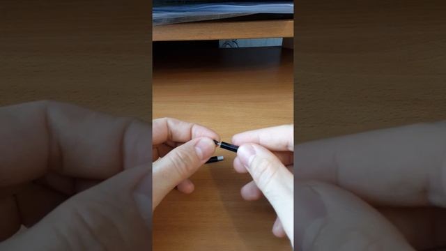 Стилус Samsung Galaxy Note 8 сломался и застрял (S-pen is broken and stuck inside Galaxy Note 8) смотреть онлайн
