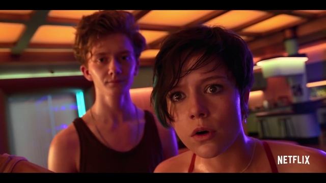 Русский трейлер фильма "Большой баг" 2022 смотреть онлайн