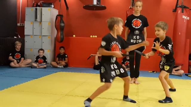 Ножевой бой. Тренировочный спарринг. Дети 7-8 лет, смотреть онлайн