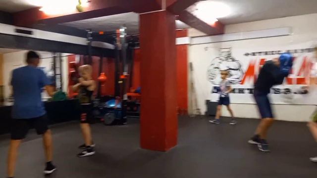 тренировка по боксу
