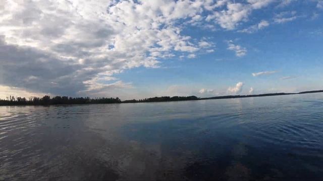 Озеро Вуокса. Первый наш выход на воду, пока ещё на арендованных лодках. смотреть онлайн