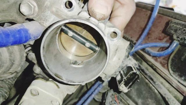 Простой способ чистки дроссельной заслонки. #Ремонт#Авто#Своимируками#DIY смотреть онлайн