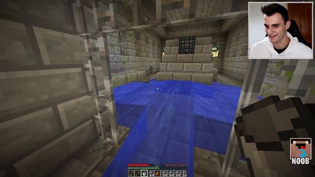 Minecraft - NOOB VS PRO (Mining in Minecraft) смотреть онлайн