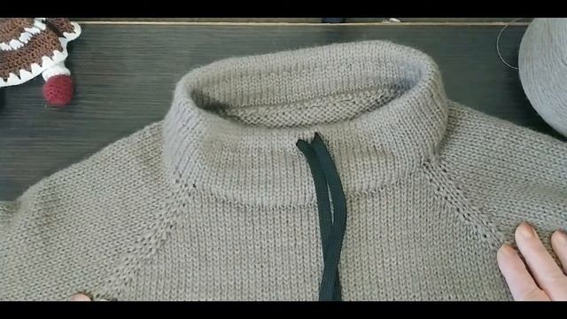 Мужской теплый свитер связан спицами смотреть онлайн