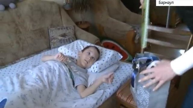 «Эстафета добра»: журналист Ольга Галютина подарила книги и игрушки смотреть онлайн
