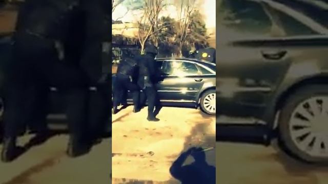 Задержали и чуть не постреляли хачей розбили авто смотреть онлайн