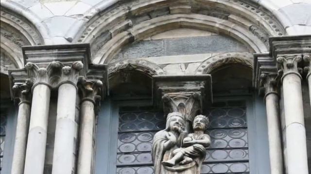 Genova-Cattedrale di S.Lorenzo. Foto di Alberto Debidda смотреть онлайн