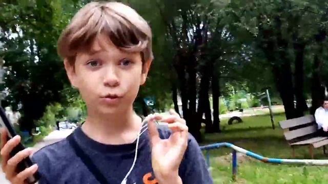 ПОДКАТЫВАЮ К НЕЗНАКОМОЙ ДЕВОЧКЕ / THEfunnyshow смотреть онлайн