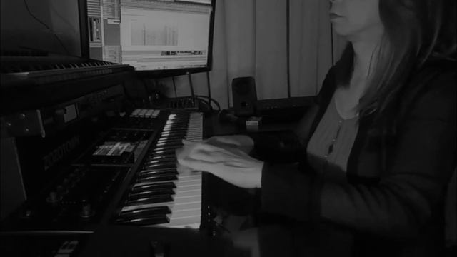Kang Tong Boy Keyboard Solo - Trinity AirBlue смотреть онлайн