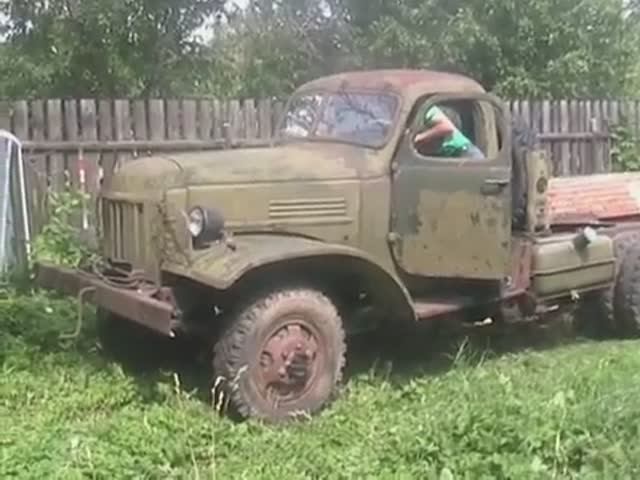ЗИС 151 От винта! смотреть онлайн