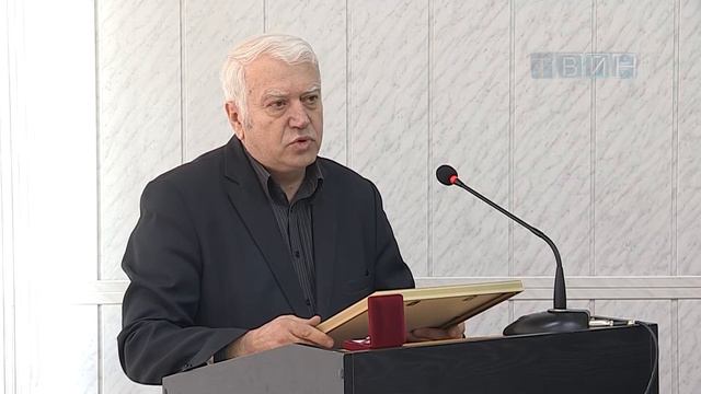 Почетной грамотой Законодательного собрания Красноярского края поощрены двое зеленогорцев. смотреть онлайн