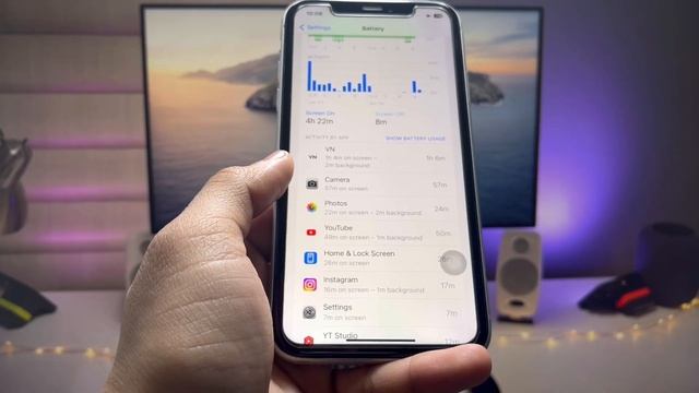 iPhone XR Battery Test on iOS 17.3 - Should you update iPhone XR on iOS 17.3 смотреть онлайн
