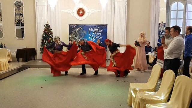 Мохнатые снежинки и все,все, все смотреть онлайн