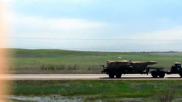Колонна боевой техники. A column of military equipment смотреть онлайн
