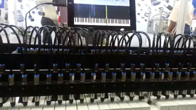 Automatic Piano | Pianola from Janatics | Playing Beethoven Mond 3 смотреть онлайн