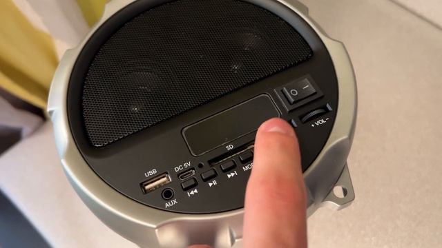 Демонстрация комплектации GINZZU GM-886B смотреть онлайн