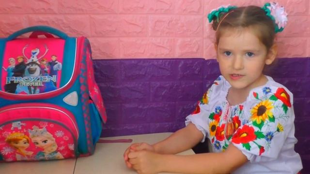 ПОДАРКИ в день ВИШИВАНКИ и БУКВАРИКА || Школьный праздник || Ульяна stories смотреть онлайн