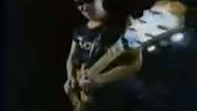 Сектор газа   Сигарета мелькала во тьме