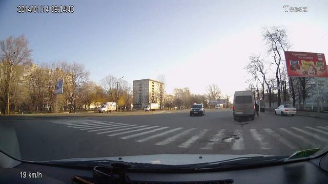вдруг, откуда ни возьмись, появился... смотреть онлайн