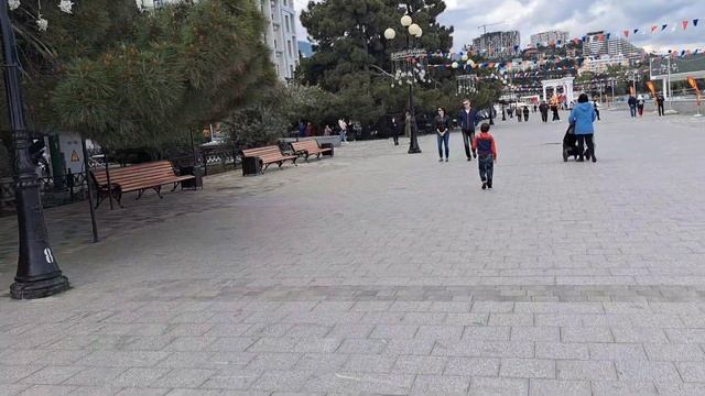 КРЫМ Сегодня.АЛУШТА.ОБСТАНОВКА Реальная.Стоит ли ехать в Крым? смотреть онлайн