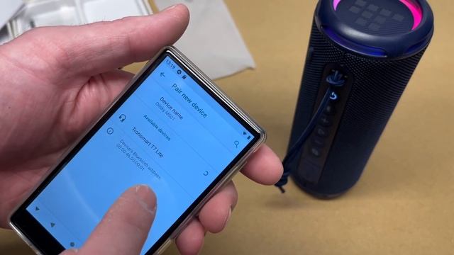 Oilsky MP3 Player with Android and Music Streaming смотреть онлайн