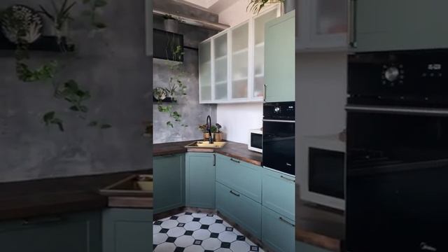 ??? Кухня 10 кв м с гарнитуром за 55 тыс. Круто? #shorts смотреть онлайн