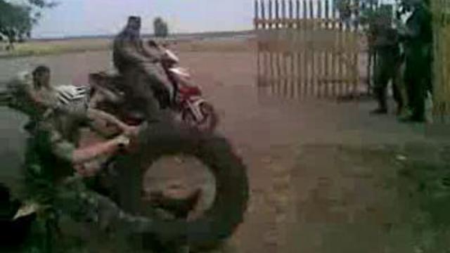 Солдаты жгут смотреть онлайн