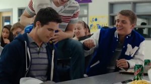 Простушка   DUFF 2015   Комедия.