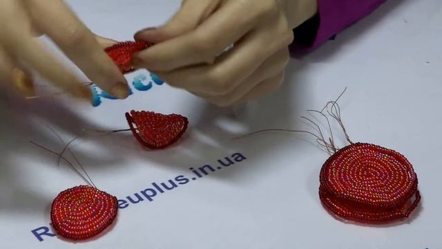 Мастер-класс по бисероплетению (роза и фиалка) смотреть онлайн