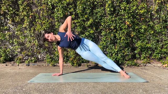 5 Minute Plank Challenge Workout | Advanced Pilates смотреть онлайн