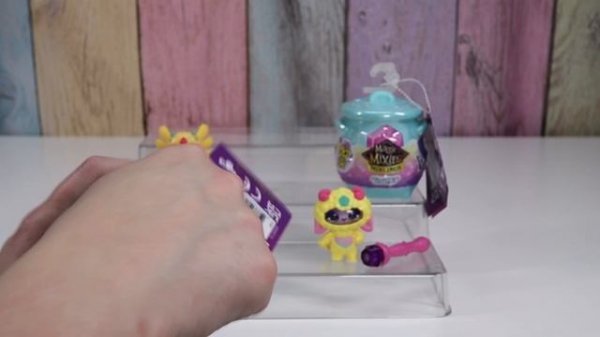 Magic Mixlings Powers Unleashed Collectors Cauldrons Series 2 Magic Mixies, Plus Codes