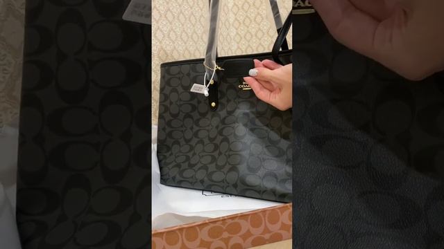 coach сумка тоут смотреть онлайн