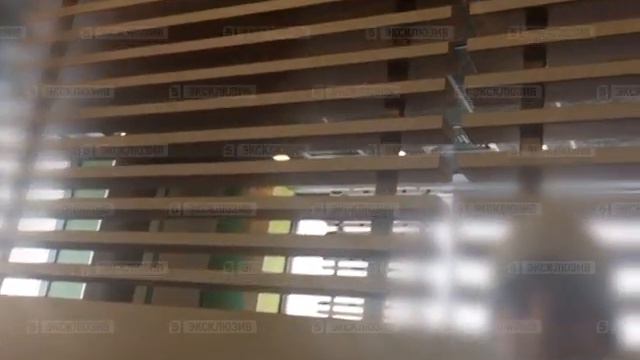 В Санкт-Петербурге учительница заклеивала ученикам рот скотчем смотреть онлайн