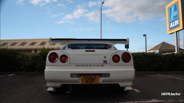 Nissan Skyline R34 - Start Up, Acceleration смотреть онлайн