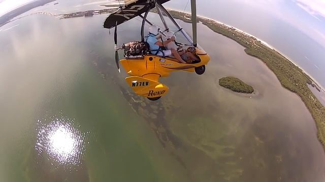 Revo Light Sport Ultralight Birthday Flight смотреть онлайн
