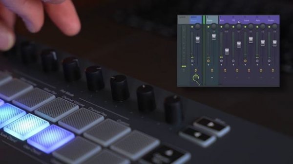 The First FL Studio Keyboards - Novation FLkey Mini and FLkey 37 First Look