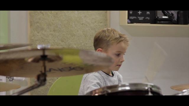 Boulevard of Broken Dreams Green Day HOW TO PLAY DRUMS Drum Cover смотреть онлайн