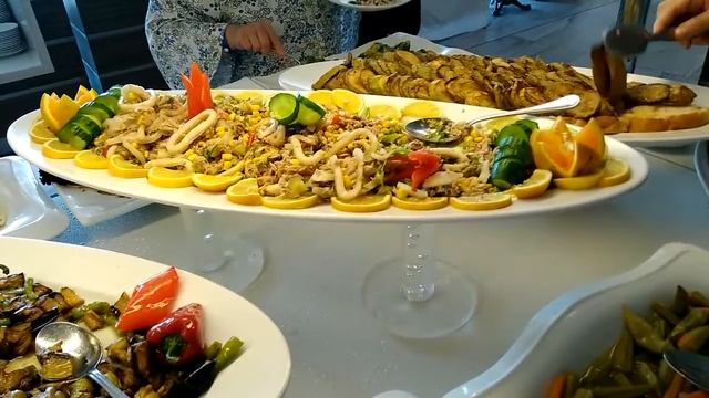 Отдых в Турции. Обед в отеле Delta Hotel By Marriott Bodrum 5* смотреть онлайн