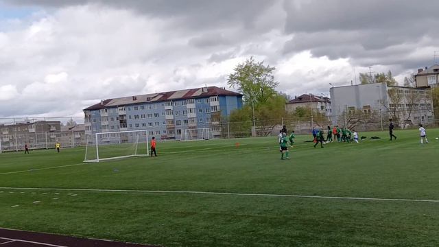 Старт (Первоуральск) - СШ ПГО (Полевской) 8:1 2 тайм 23.05.2022 смотреть онлайн