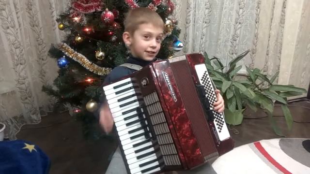Маленькая ёлочка смотреть онлайн