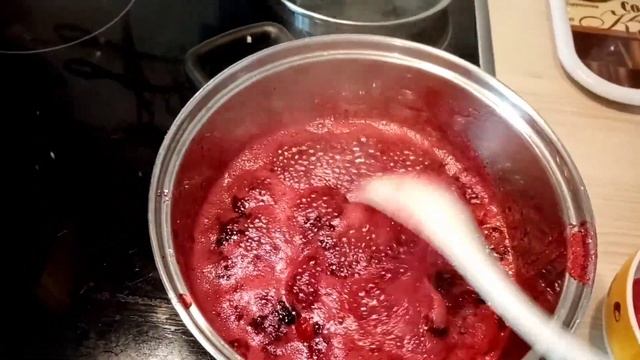 Пятиминутка для варенья из ежевики ароматного и густого (без добавления воды) понравится всем смотреть онлайн