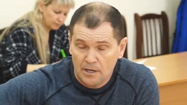 На заседании думской комиссии по вопросам ЖКХ обсудили поселок Красноглинный смотреть онлайн