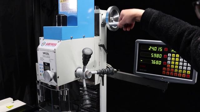 Review WEISS VM25L DP PLUS (DRO SINO + Foot Pedal + Power feed (X Axis) ) Drilling & Milling Machin смотреть онлайн