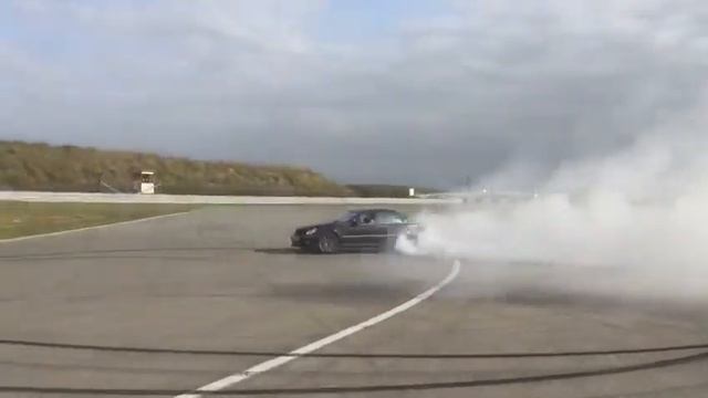 w203 5.5 kompressor drift fortgrozny смотреть онлайн