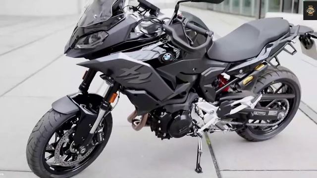 Discover the SW Motech Accessories of the 2022 BMW F900 XR in Action смотреть онлайн
