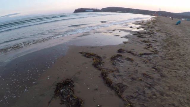 Бухта Лазурная,осеннее море. 04 ноября 2021 год. смотреть онлайн