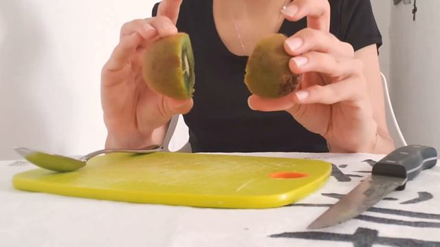 forma correcte de comer un kiwi смотреть онлайн