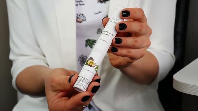 Натуральная тушь для ресниц 100%Pure смотреть онлайн